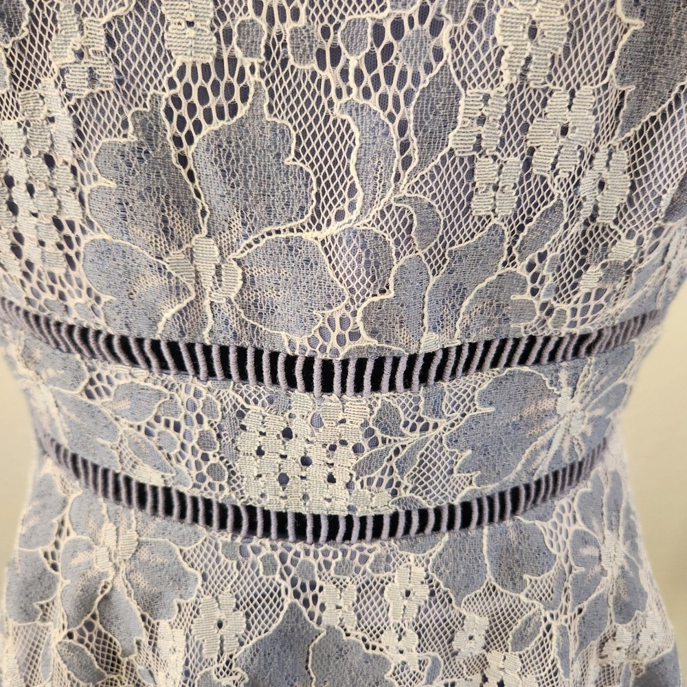City Triangles Blue & White Lace Halter Mini Dress Illusion Waist 13 jr - Picture 4 of 8